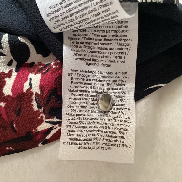 NWT Only ‘Mallory’ Long Sleeved Floral Print Blouse, Size 2 - Picture 9 of 10